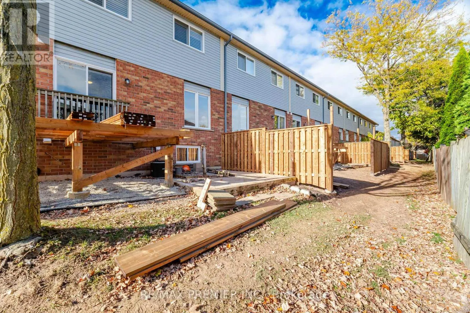 28 - 311 HIGHWAY 8