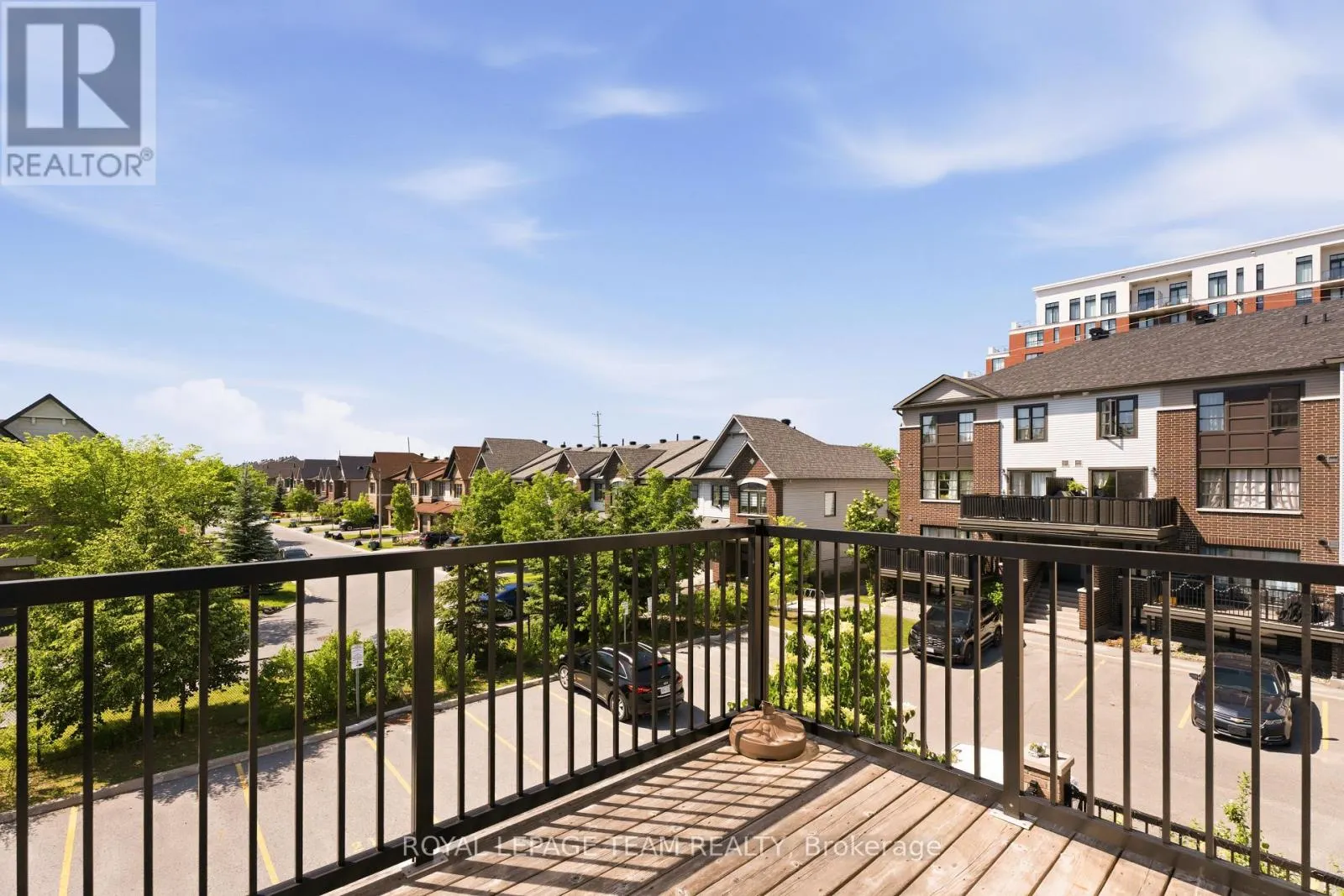 528 CLEARBROOK DRIVE