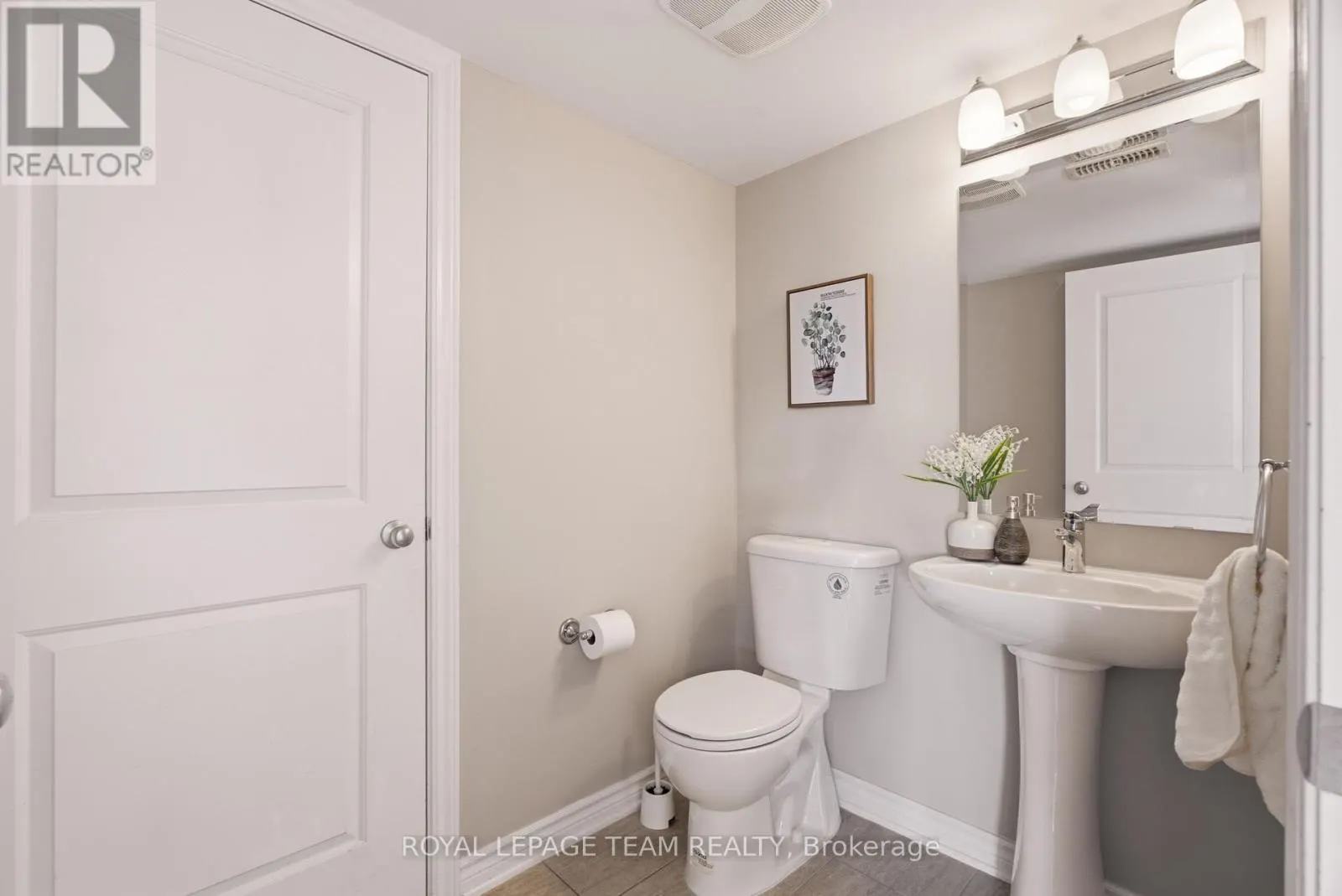 528 CLEARBROOK DRIVE