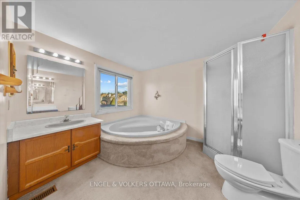 1678 DES PERDRIX CRESCENT