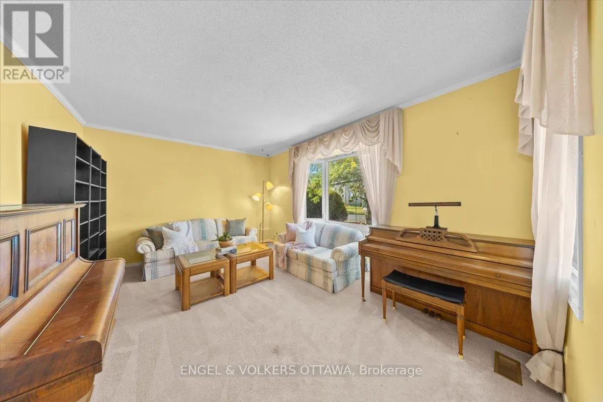 1678 DES PERDRIX CRESCENT