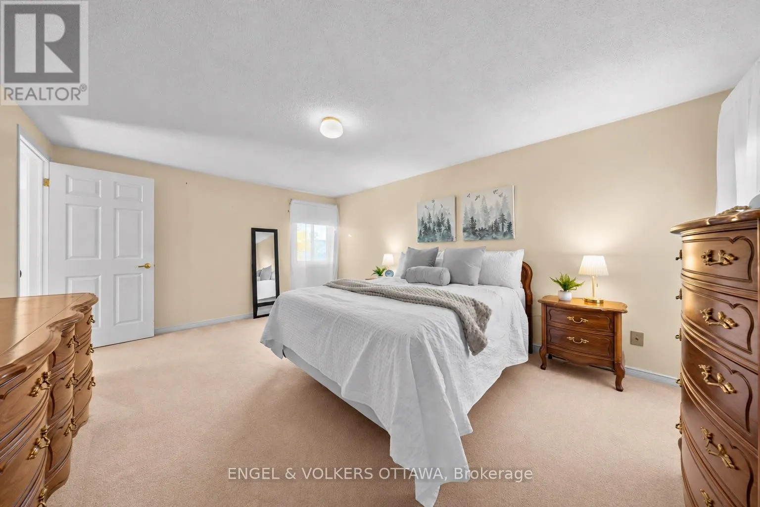 1678 DES PERDRIX CRESCENT