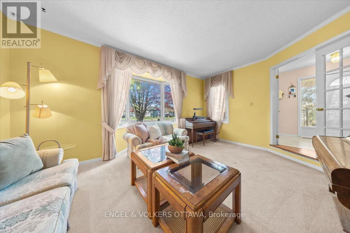 1678 DES PERDRIX CRESCENT