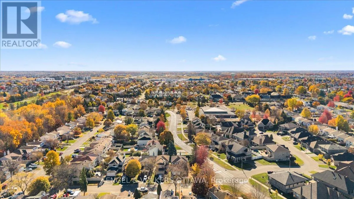 1678 DES PERDRIX CRESCENT