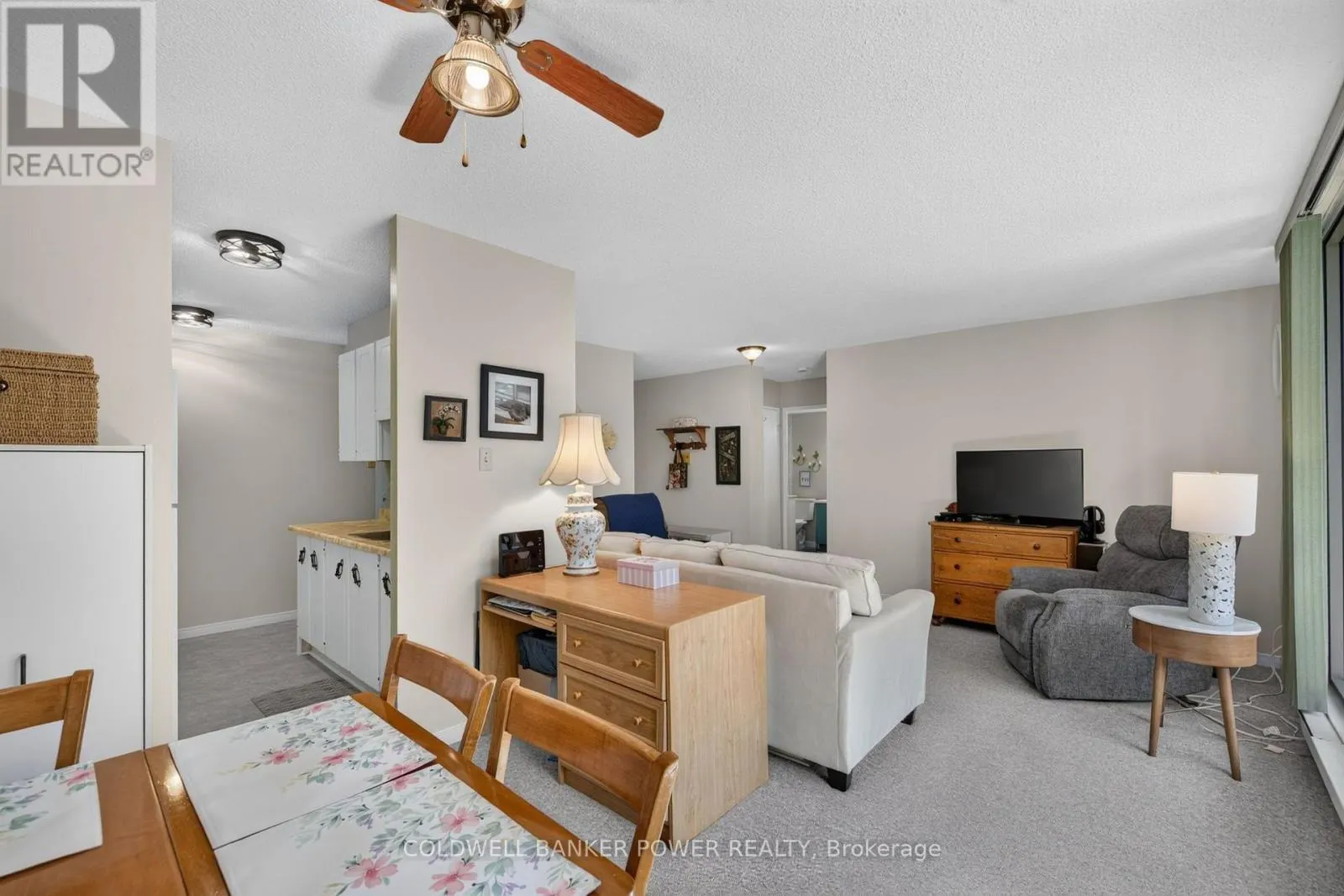 205 - 1103 JALNA BOULEVARD #205