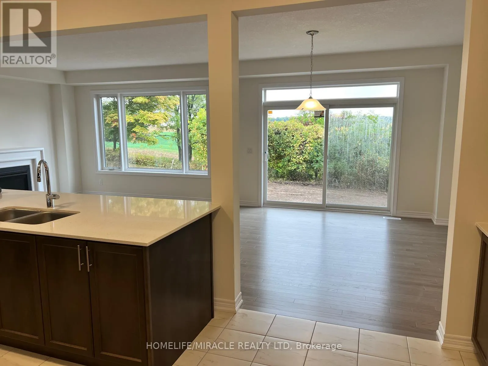 268 BROADACRE DRIVE