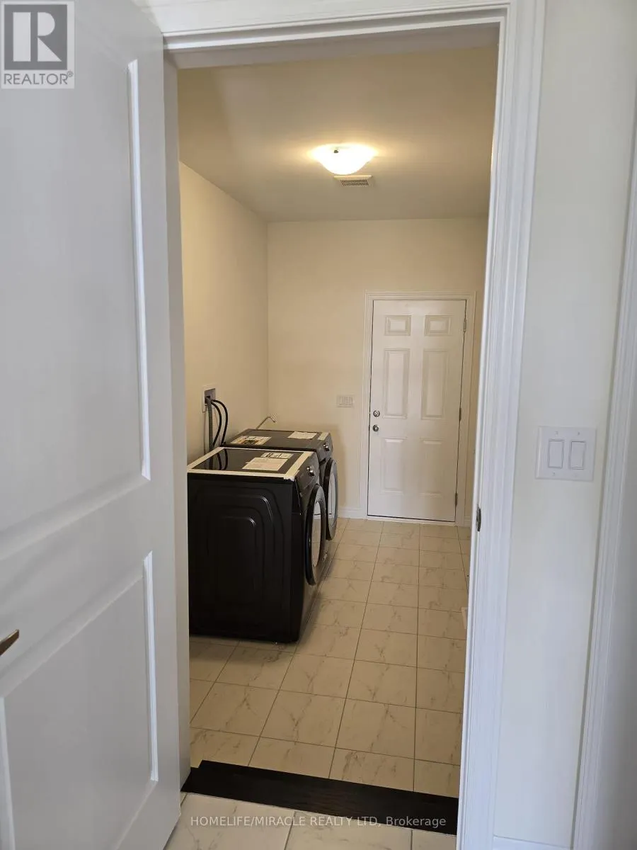 268 BROADACRE DRIVE