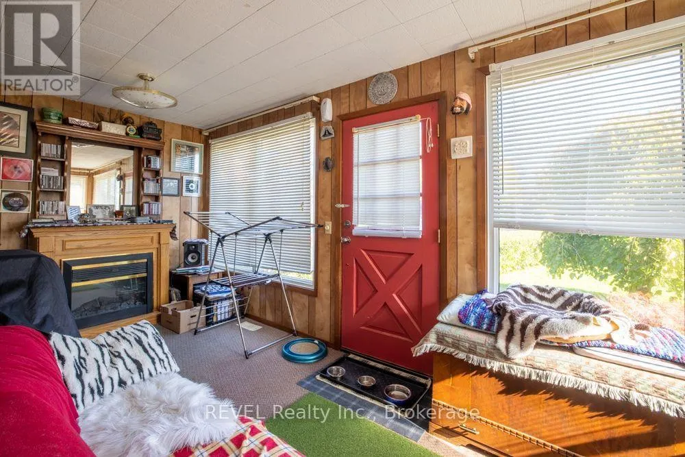 1582 CREEK ROAD