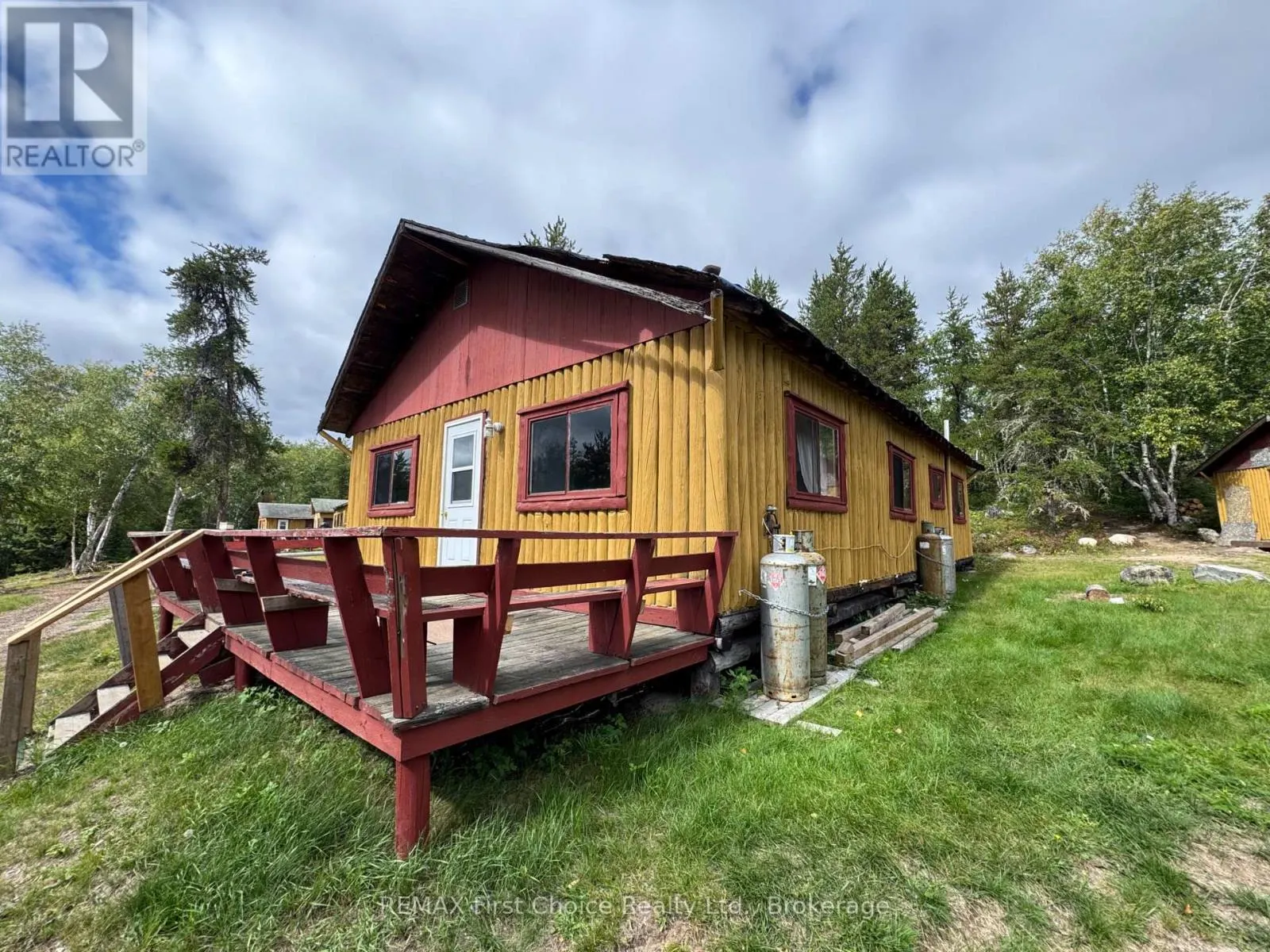 0 BIRCH POINT CAMP ON NUNGESSER LAKE