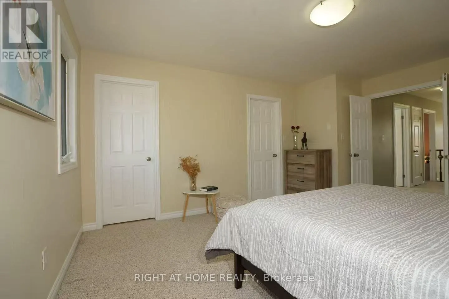 1422 MICKLEBOROUGH DRIVE