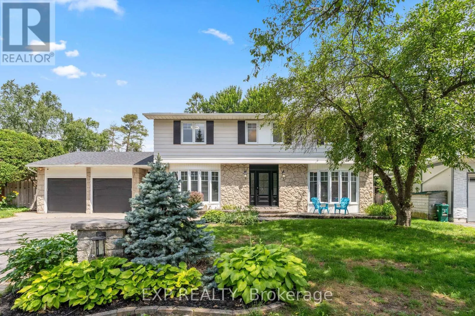 11 ROBERTA CRESCENT