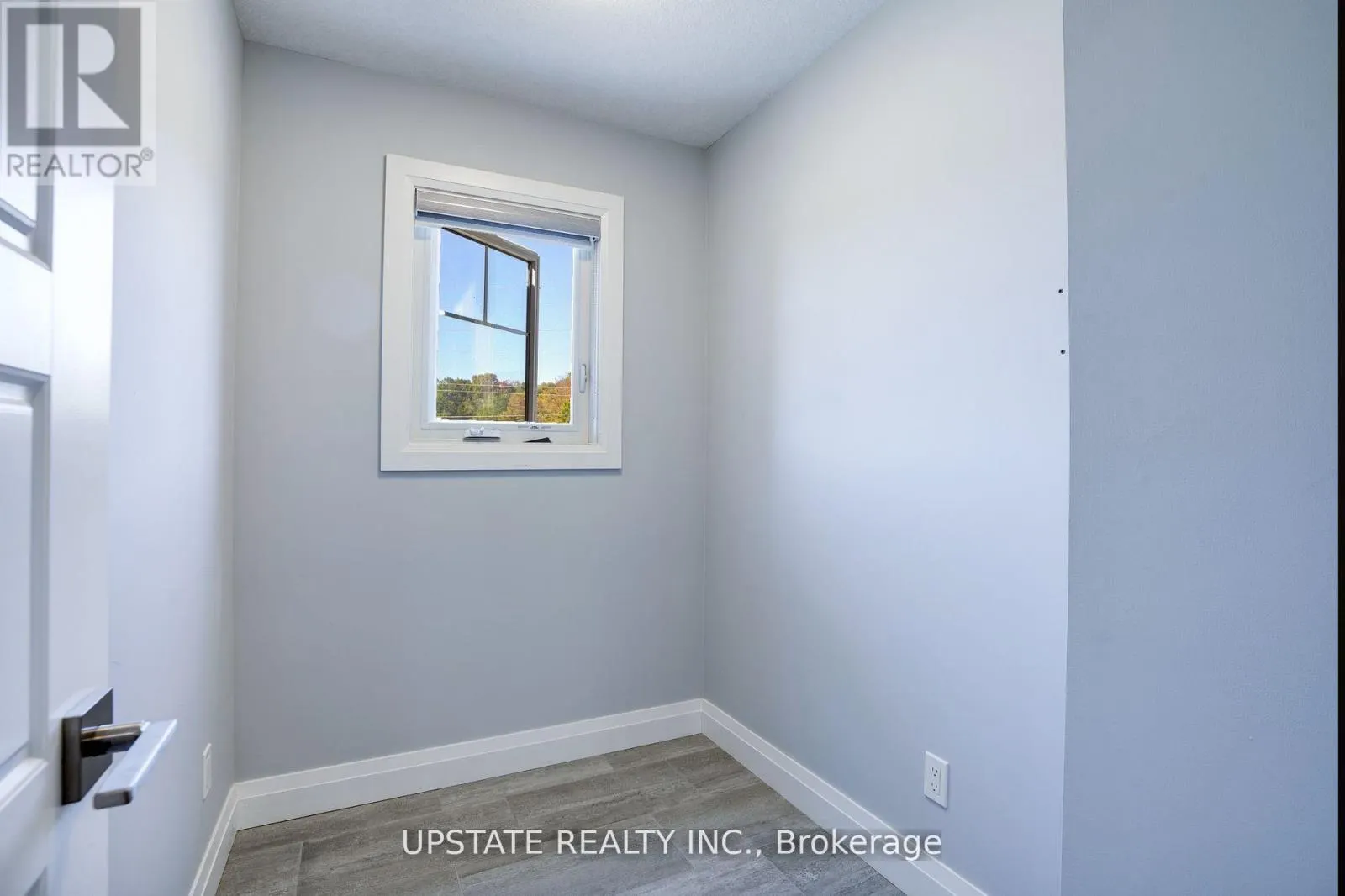 2694 BOBOLINK LANE