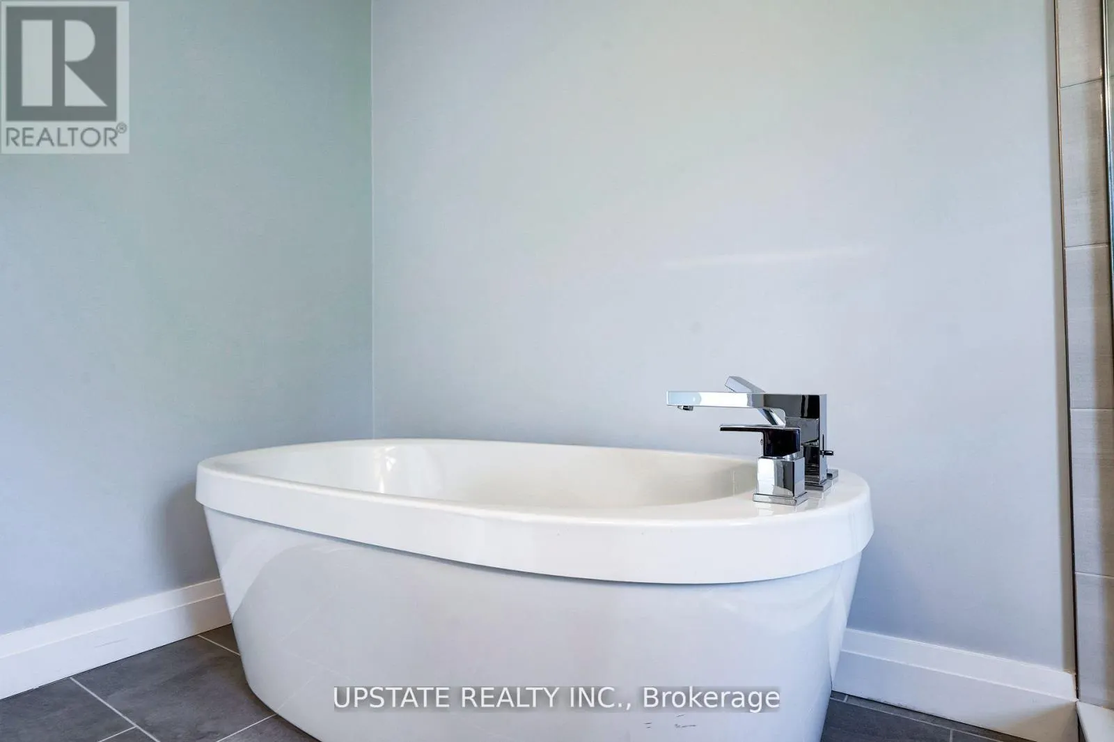 2694 BOBOLINK LANE