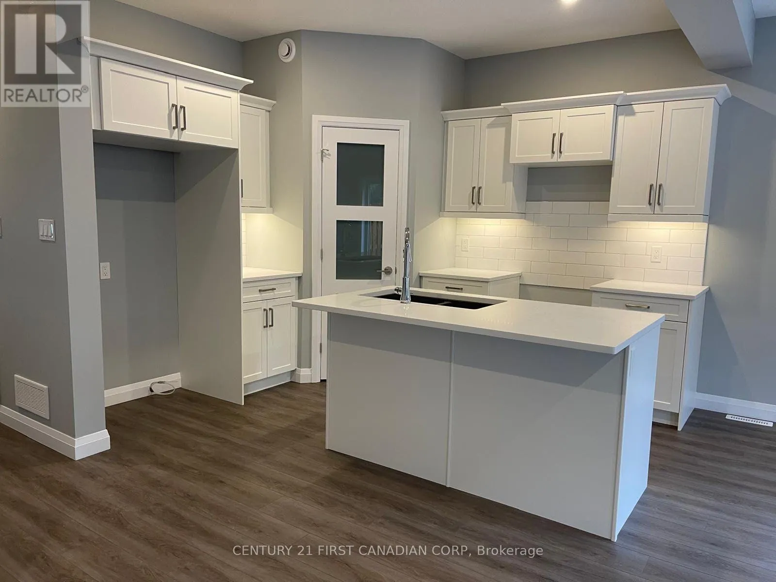 43 - 1 MILLER DRIVE #43