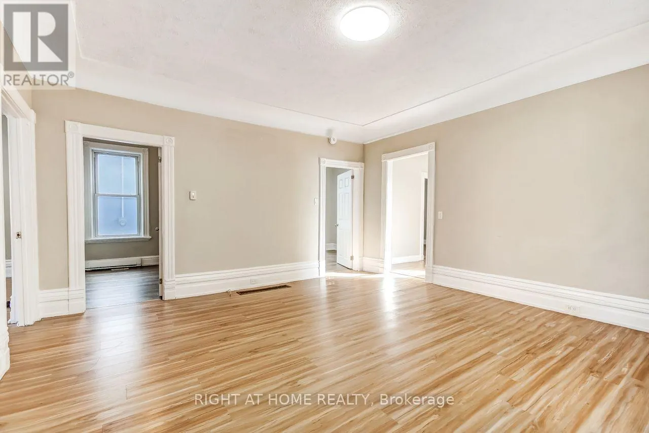 1 - 106 HIGH STREET #1