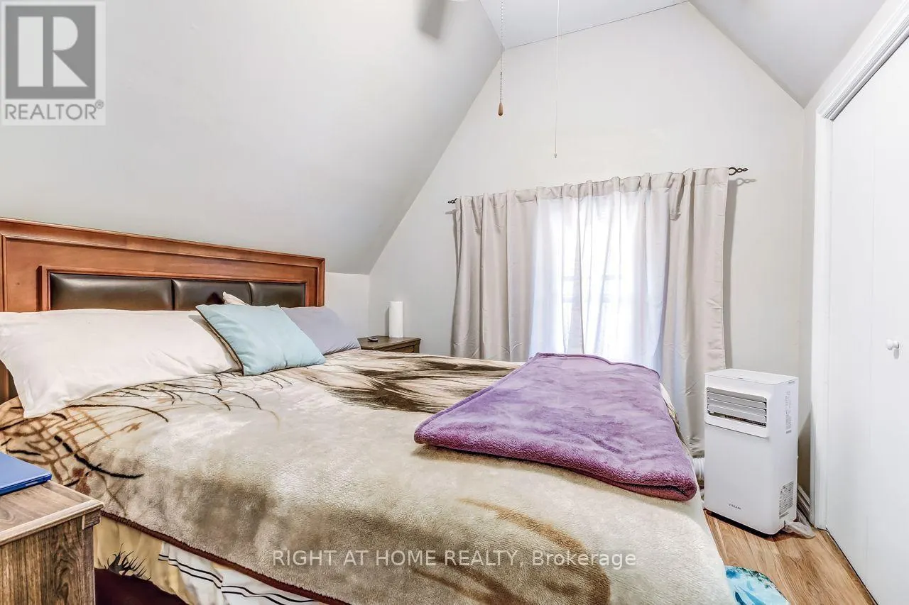 1 - 106 HIGH STREET #1