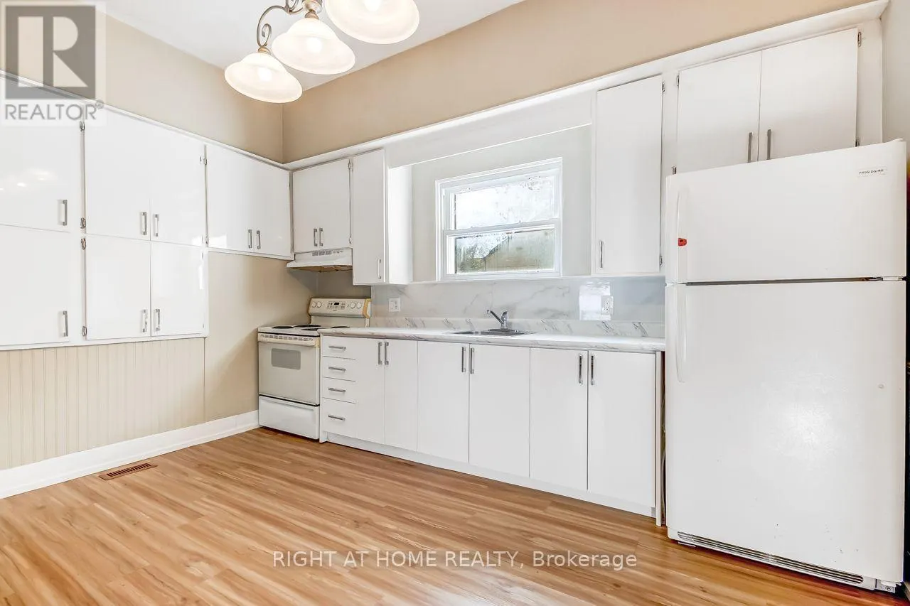 1 - 106 HIGH STREET #1