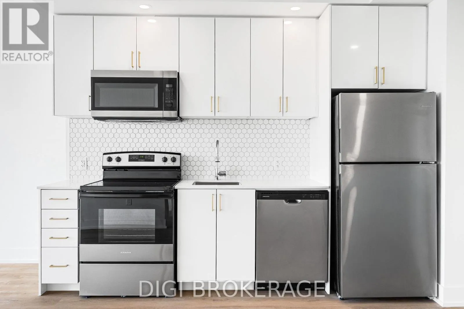 1507 - 2070 SCOTT STREET