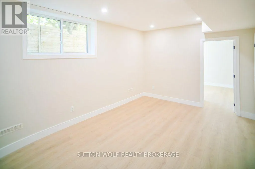 858 WILLIAM STREET