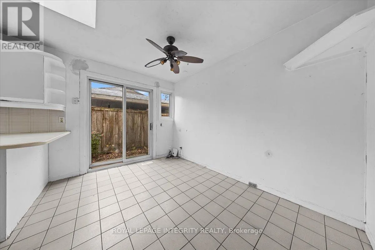 2656 MARBLE CRESCENT
