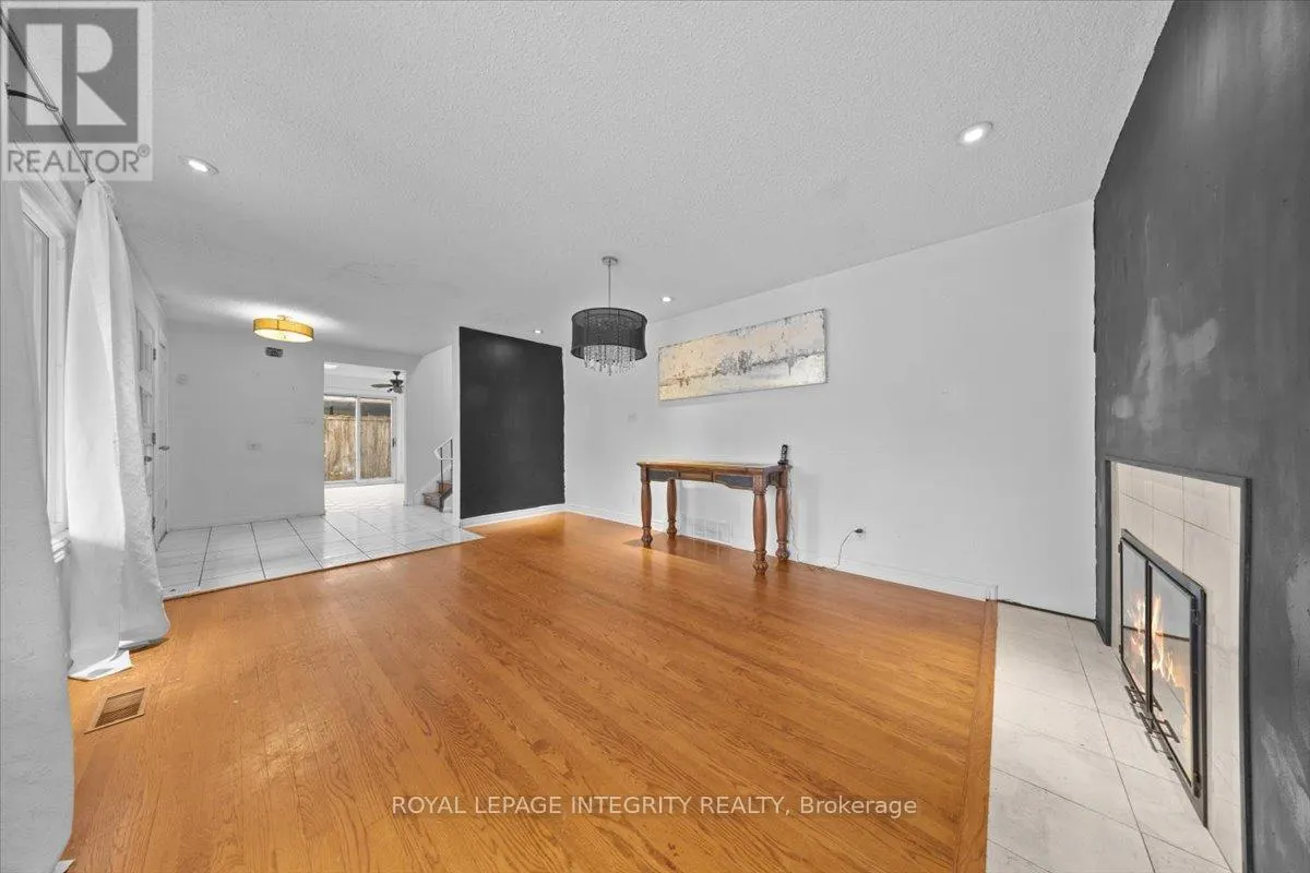 2656 MARBLE CRESCENT