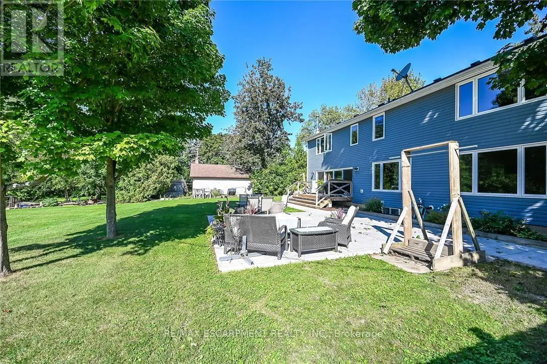 8105 LEEMING ROAD