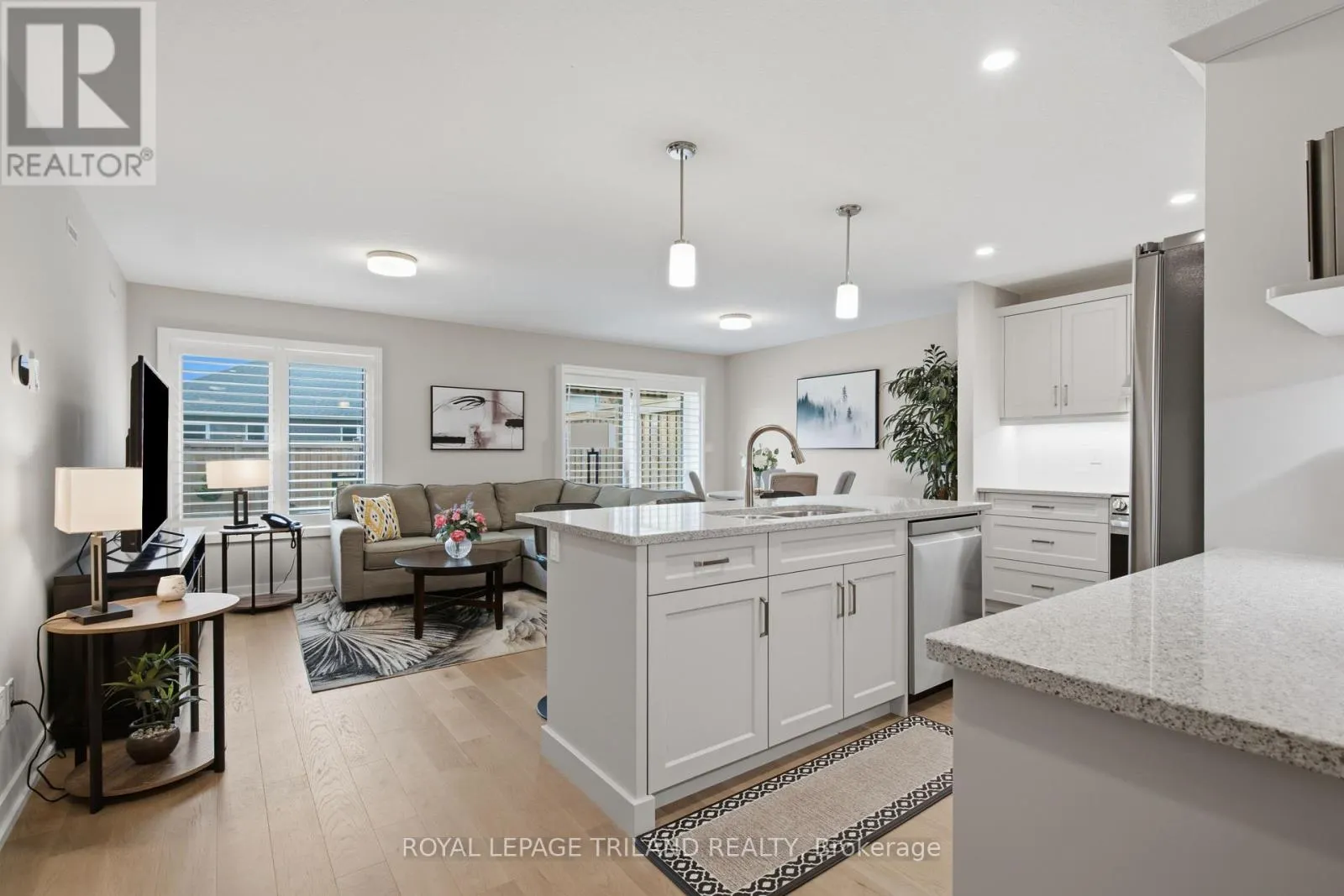 58 SILVERLEAF PATH