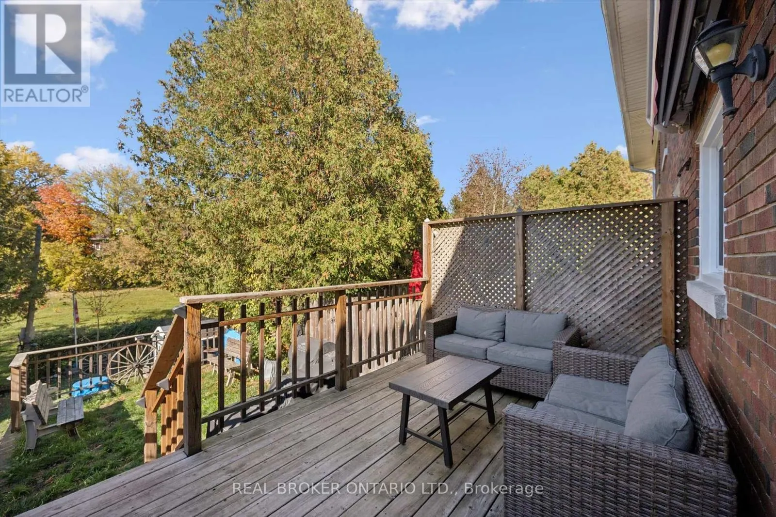 100 WAVERLEY DRIVE