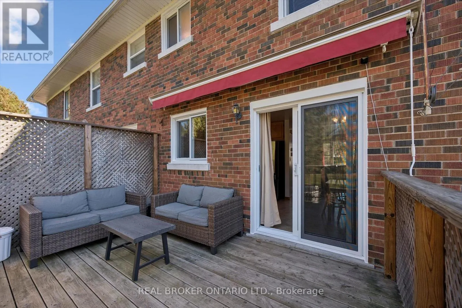 100 WAVERLEY DRIVE