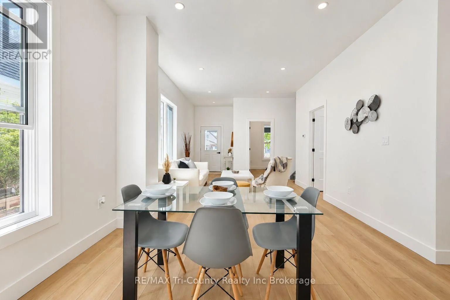 16 REDAN STREET