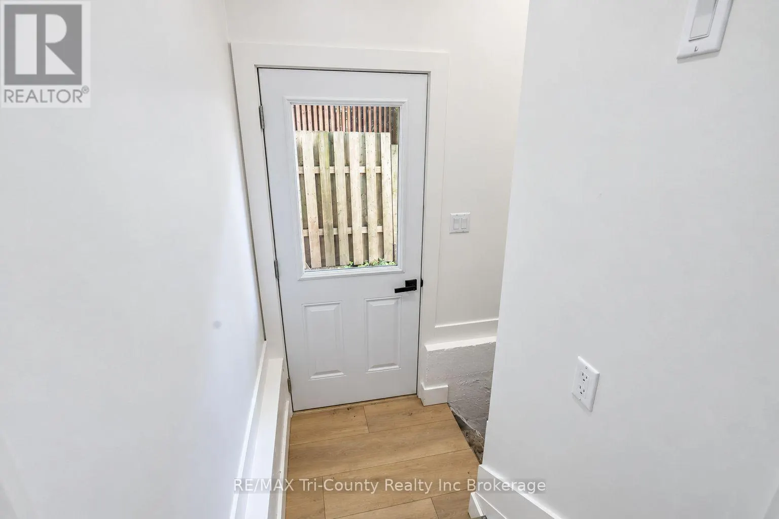 16 REDAN STREET