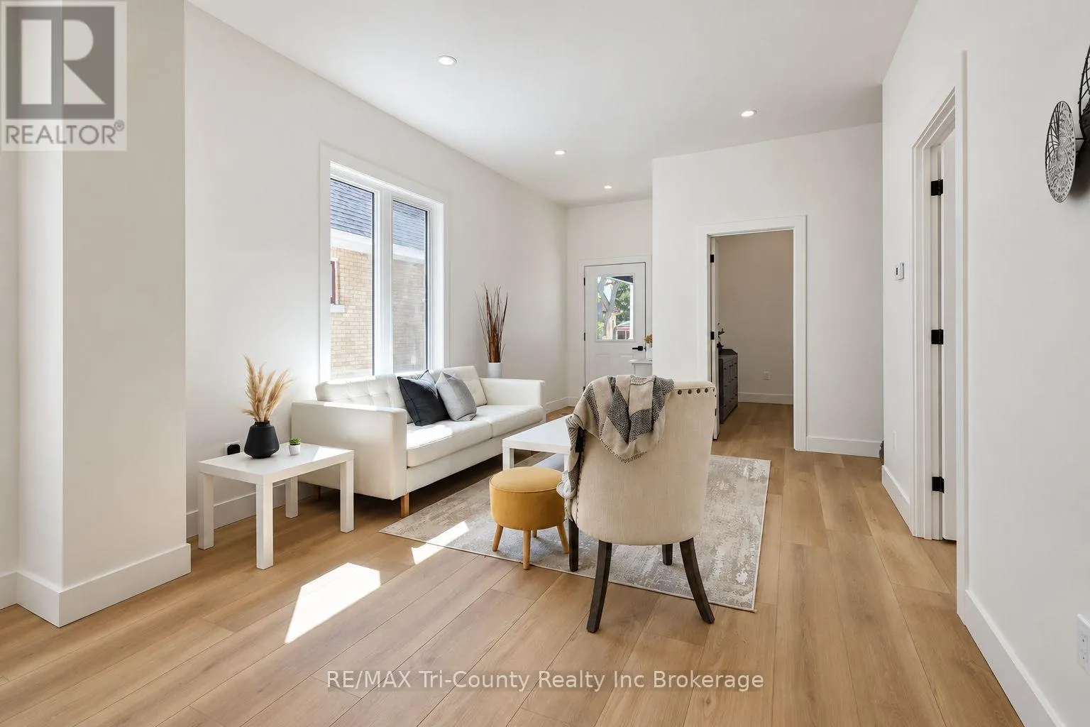16 REDAN STREET