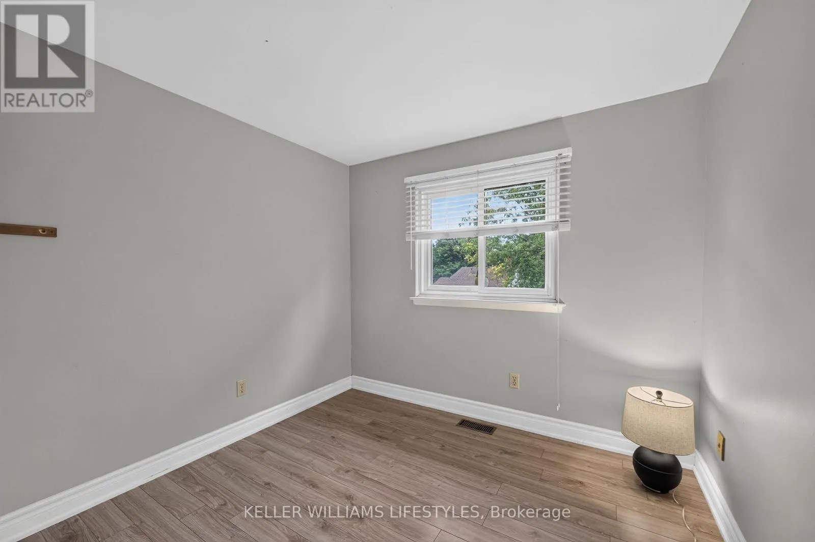 1024 JALNA BOULEVARD