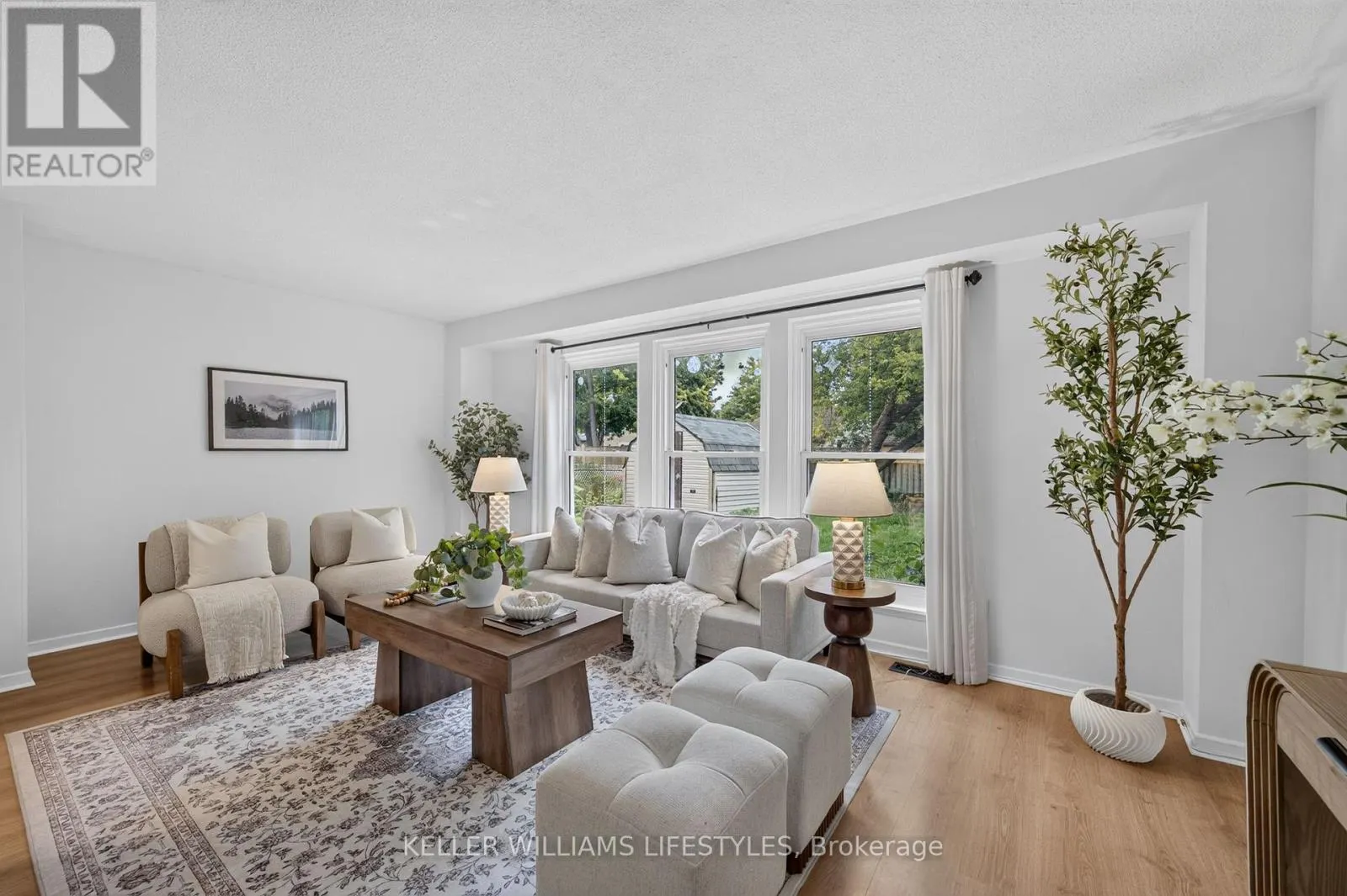 1024 JALNA BOULEVARD