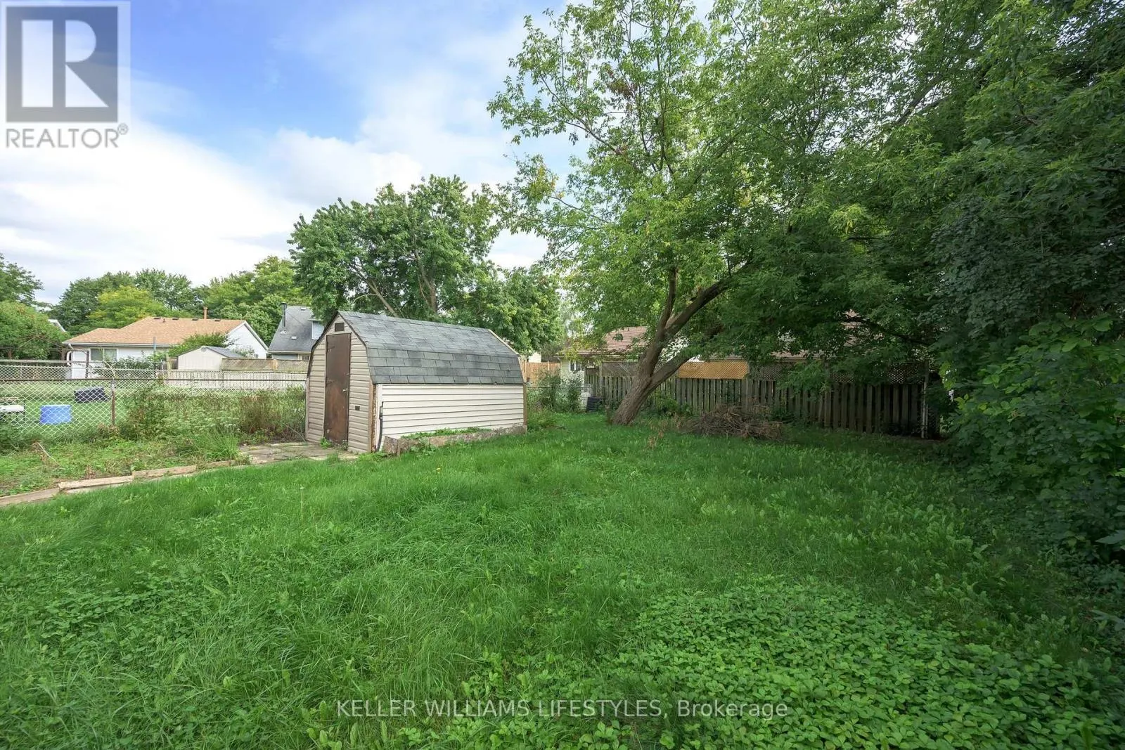 1024 JALNA BOULEVARD