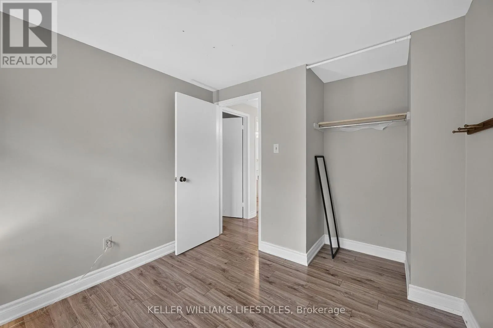 1024 JALNA BOULEVARD