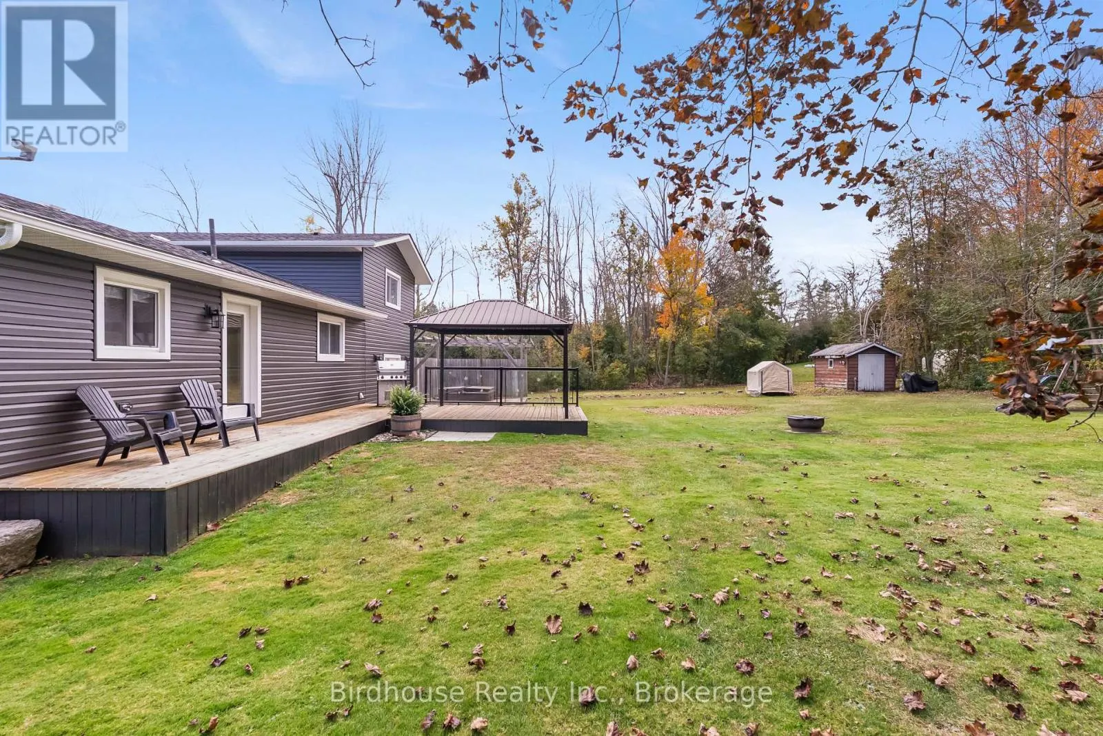 205 LAKESHORE DRIVE