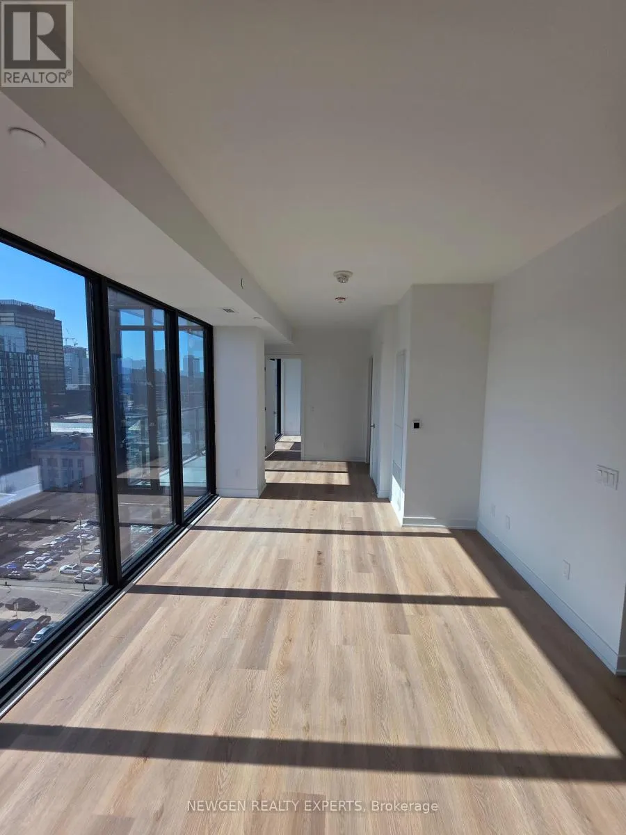 1606 - 91 JOHN STREET N