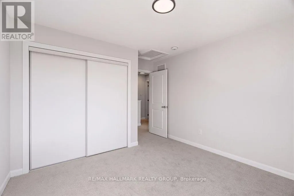 11 - 201 GLENROY GILBERT DRIVE