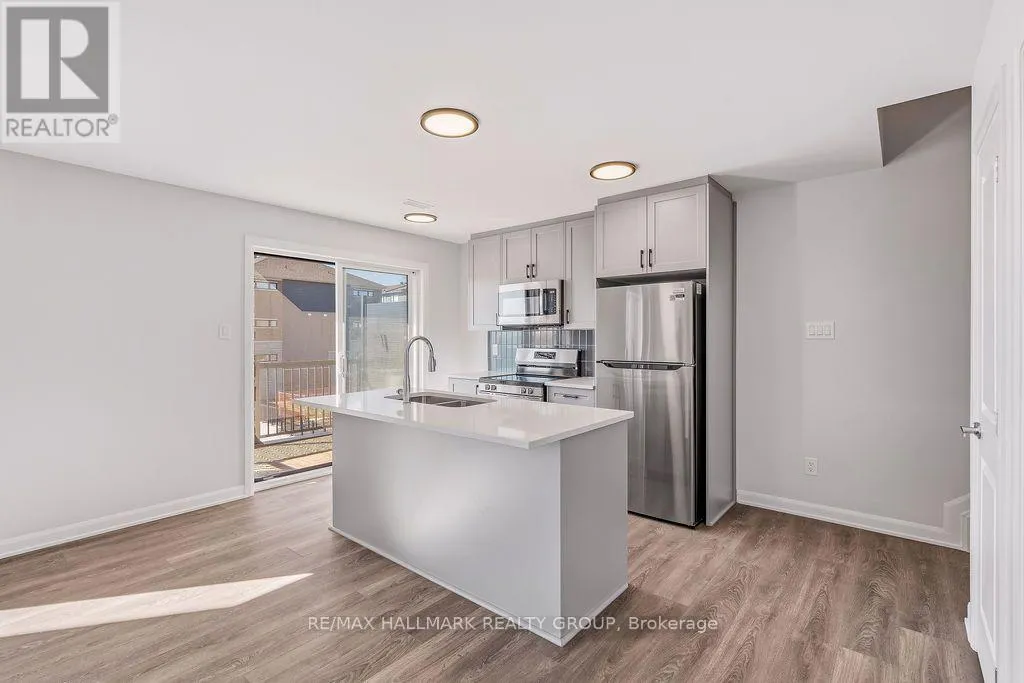 11 - 201 GLENROY GILBERT DRIVE