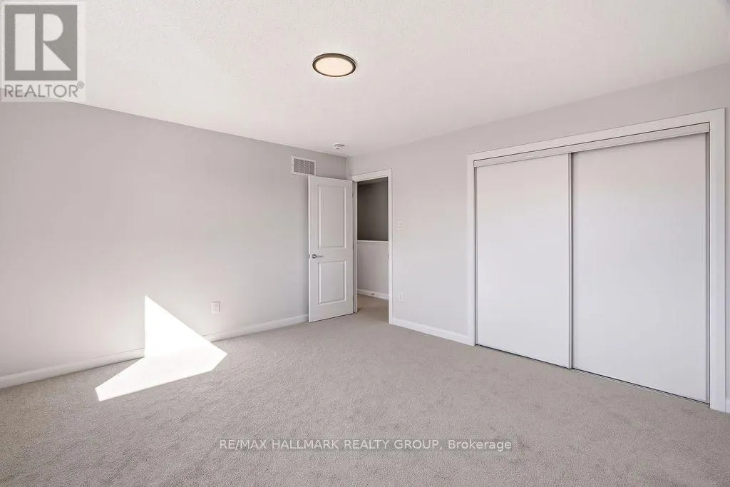 11 - 201 GLENROY GILBERT DRIVE