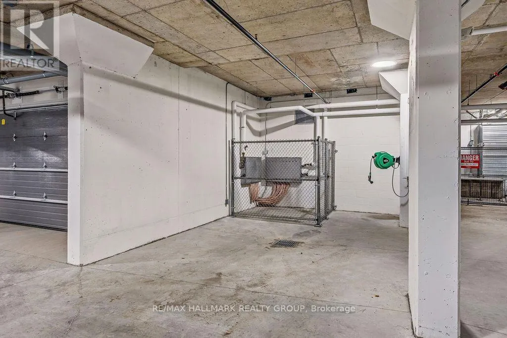 11 - 201 GLENROY GILBERT DRIVE