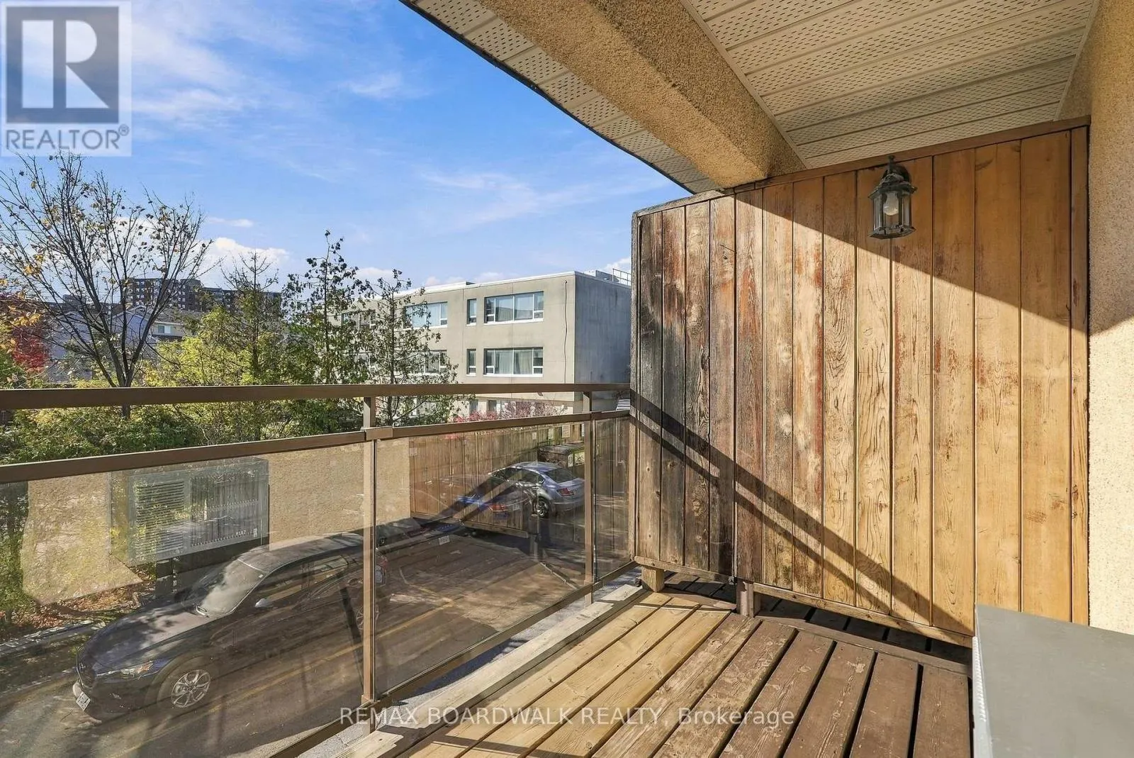 204 - 1490 HERON ROAD