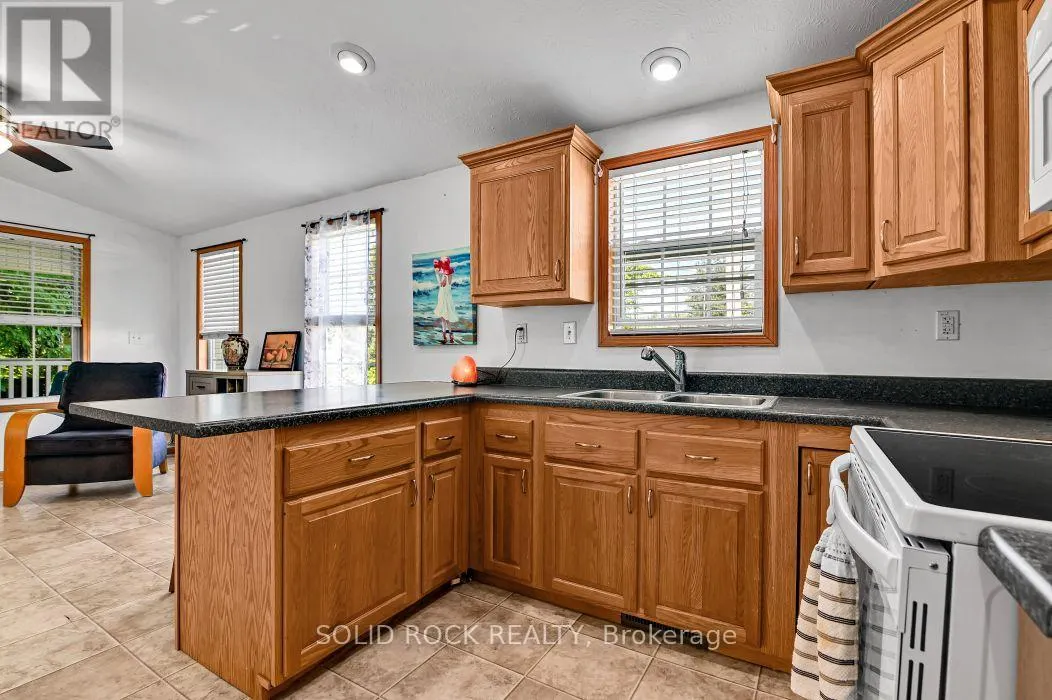 90 - 3535 ST. JOSEPH BOULEVARD