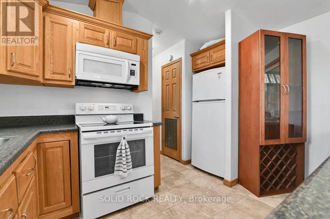 90 - 3535 ST. JOSEPH BOULEVARD