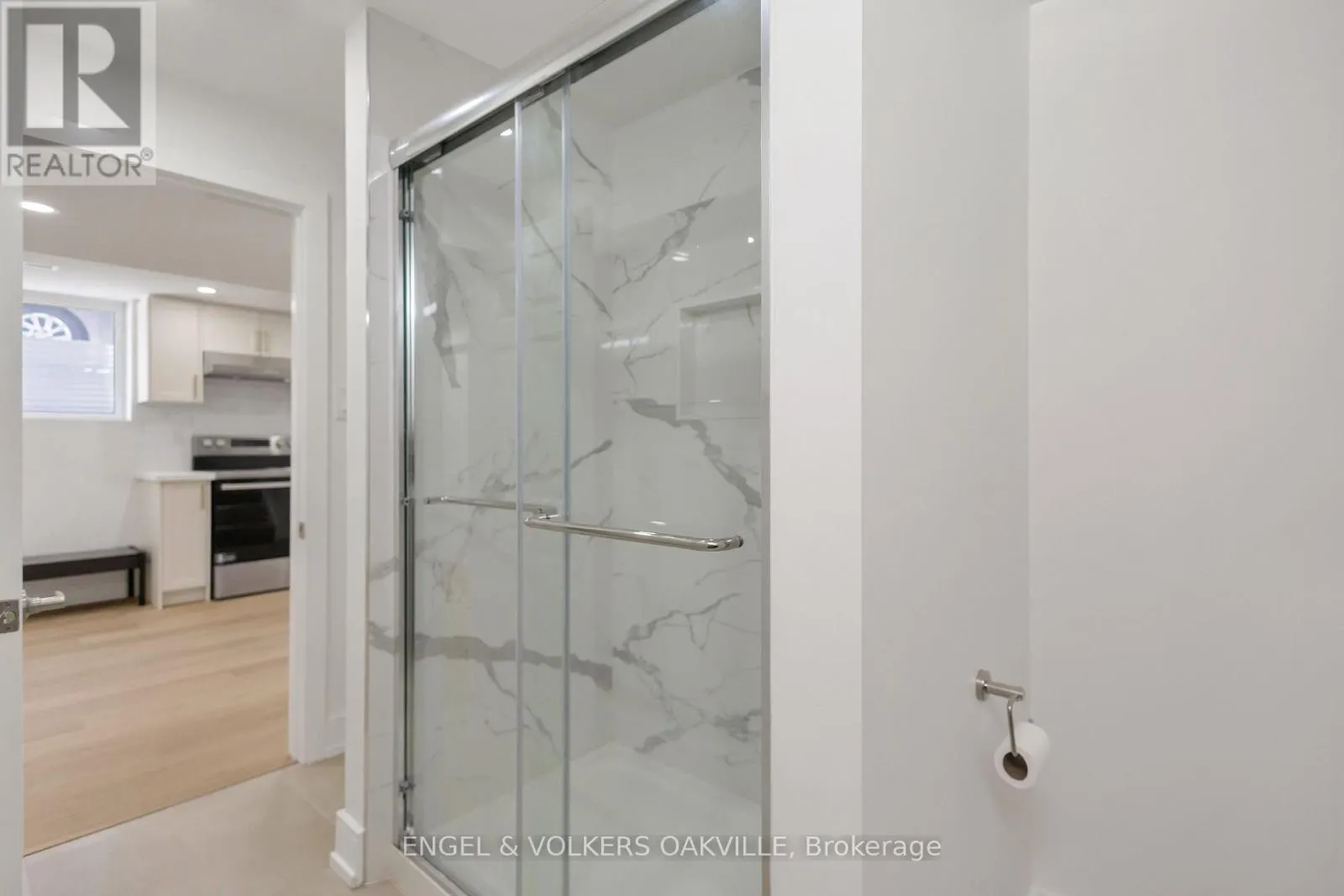 25 HINES CRESCENT