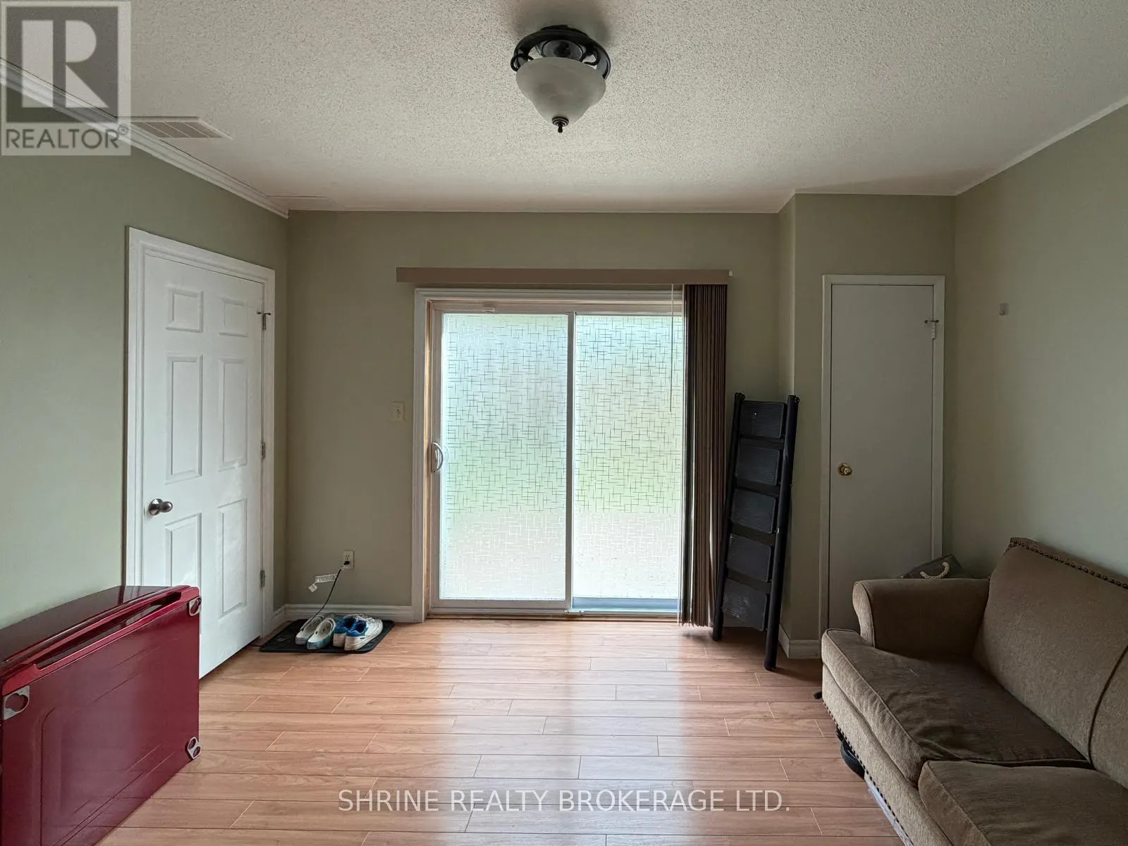 27 - 536 THIRD STREET #27