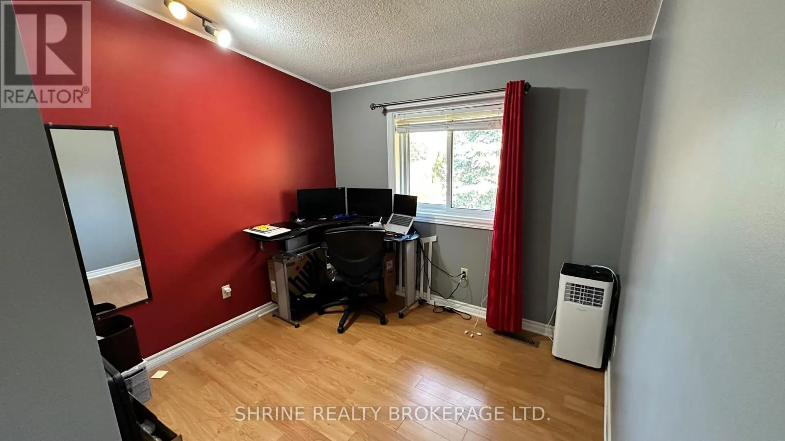 27 - 536 THIRD STREET #27
