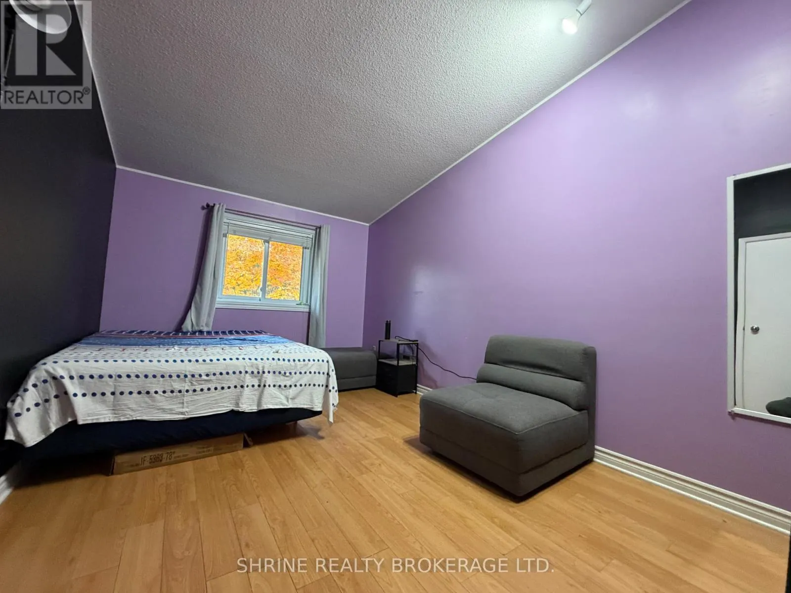 27 - 536 THIRD STREET #27