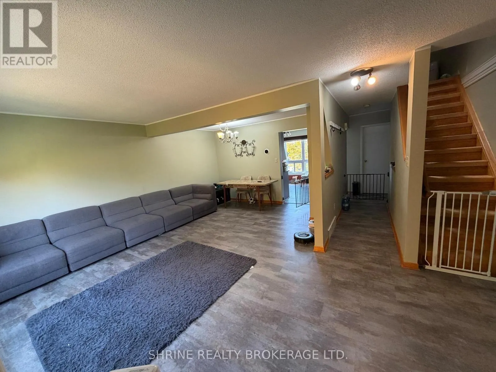 27 - 536 THIRD STREET #27